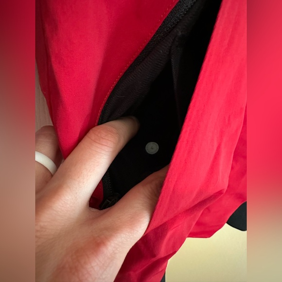 Lululemon Winter Warrior Bomber Insulated Jacket - Picture 4 of 6